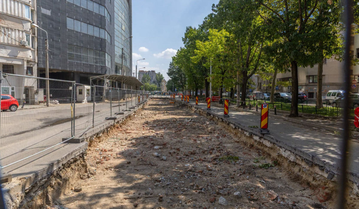 Lucrările pentru reabilitarea unei linii de tramvai din București, întrerupte după ce au fost descoperite posibile ruine medievale