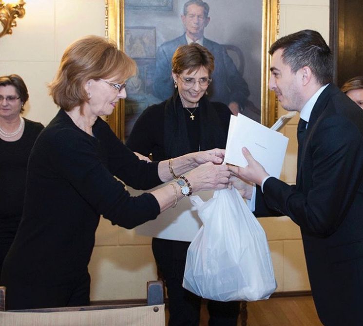 FOTO | Zâmbete pe chipurile familiei regale, la o săptămână de la înmormântarea Regelui Mihai