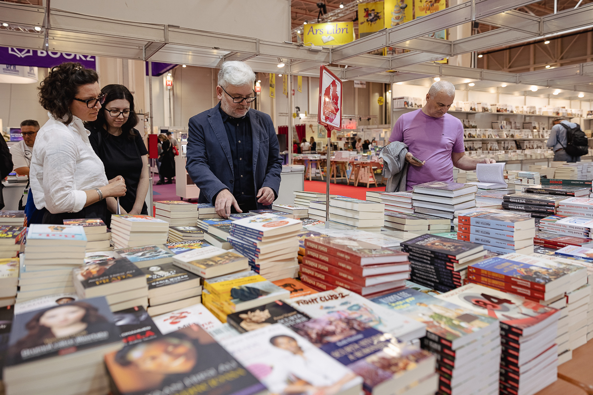 Bookfest 2024 – cel mai mare târg de carte din România. Cele mai importante lucrări propuse de editurile participante