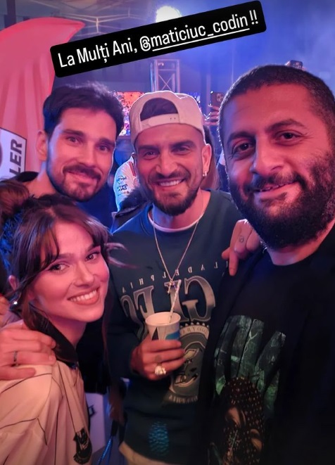 Imagini de la petrecerea lui Codin Maticiuc, care împlinește 44 de ani. Theo Rose, Antonia și Alex Velea s-au distrat la un salon auto din București