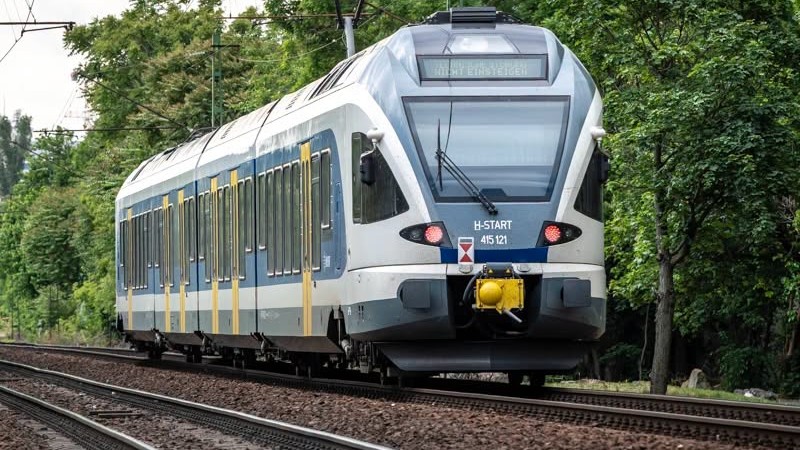 Újraindult a vonatforgalom Budapest és Bécs között az osztrák villámcsapás után