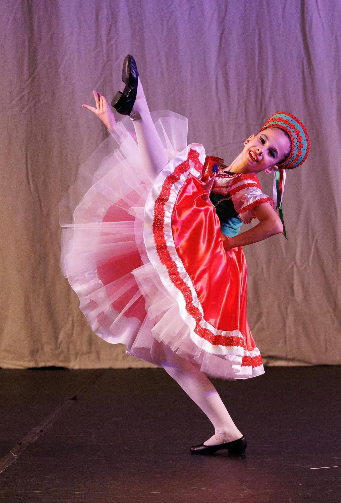 Povestea Antoniei Ursu, micuța balerină de 11 ani, calificată în finala Youth America Grand Prix din Texas. „În momentul în care încep să dansez, orice durere, orice gând sau emoție dispar, iar eu rămân doar cu muzica”
