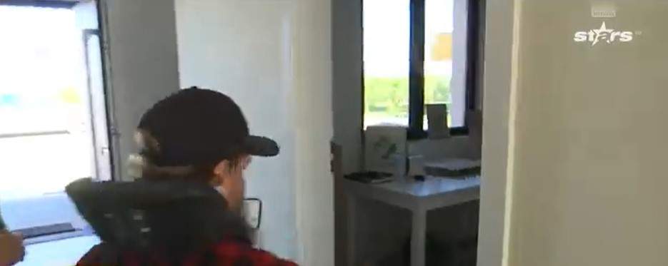 Imagini cu casa construită de Mihai Neșu pentru copiii cu nevoi speciale. „Nu e ușor să fii mereu pe șantier”