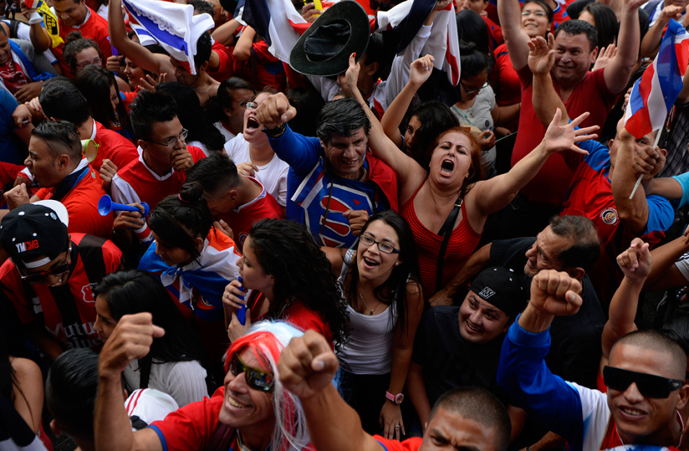 GALERIE FOTO&VIDEO / Toată populația din Costa Rica a ieșit pe străzi! 