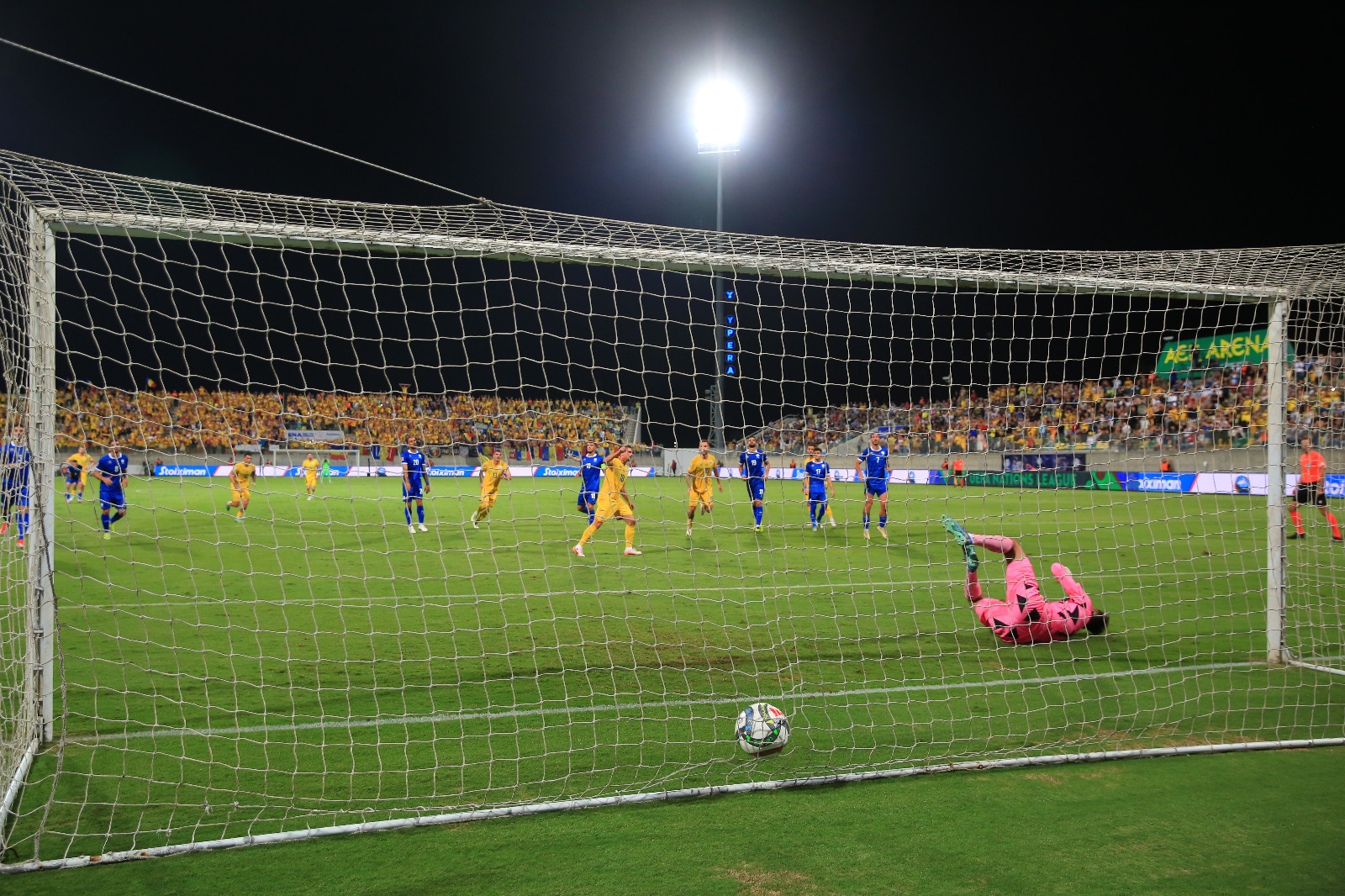 România a câștigat în Cipru cu 3-0 și este lider în Liga Națiunilor cu punctaj maxim