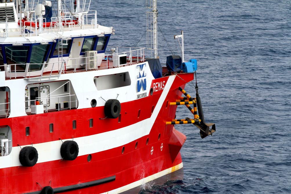 VIDEO |Clipe de groază pentru opt marinari români atacați de pirați în Golful Mexic. «S-a tras asupra noastră. Unii colegi au fost luați ostatici». MAE a aflat de la presă