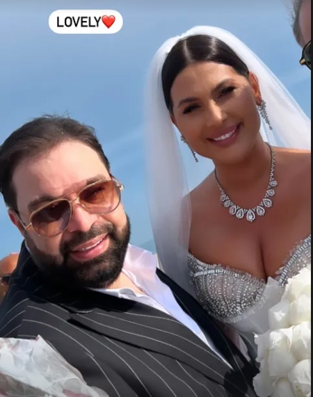 Nunta de lux a lui Florin Salam cu Roxana Dobre de la malul mării. Mireasa a avut rochie cu cristale, iar invitații au ascultat muzică de orchestră