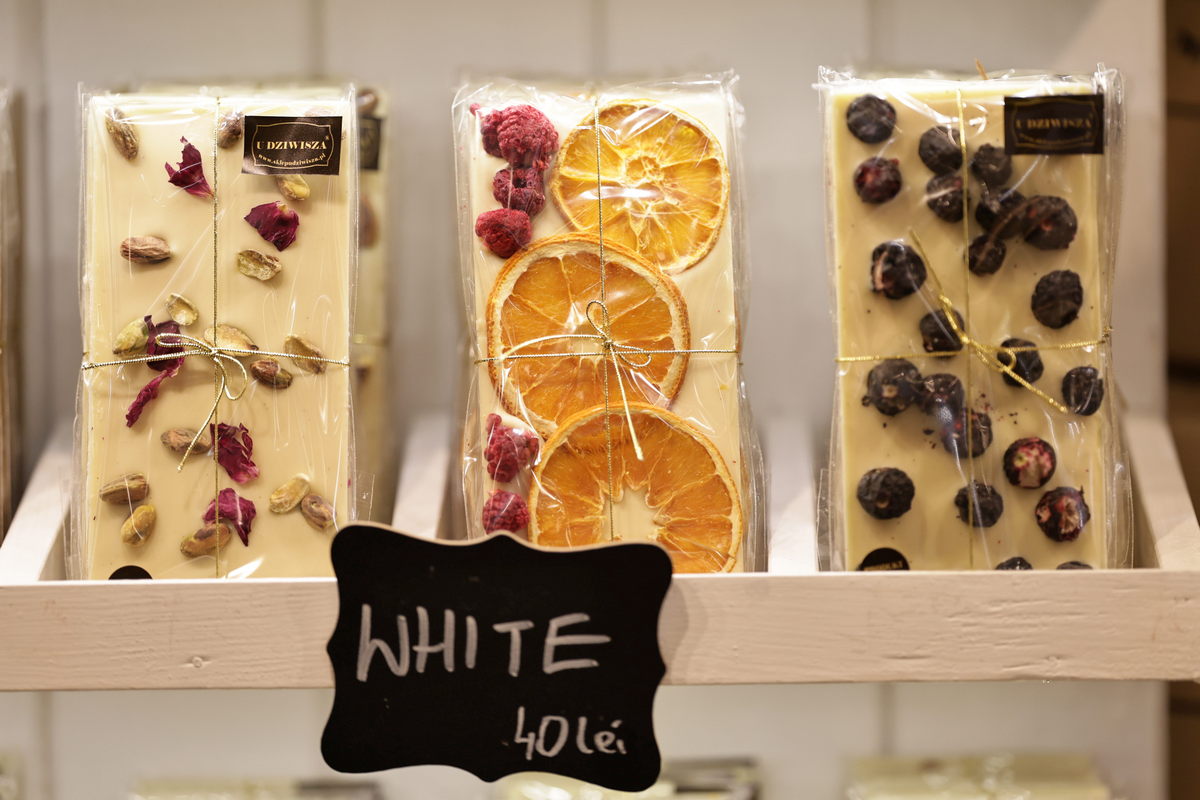 Chocolate Saga 2025: festivalul care sparge toate regulile la Biblioteca Națională. Ciocolată cu vin roșu, parfumuri de lux și praline cu ardei iute