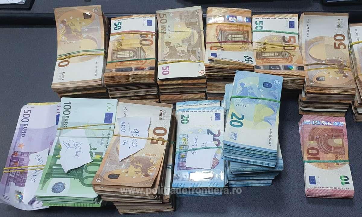 Peste 300.000 euro, descoperiți în geanta unui ucrainean la controlul de frontieră