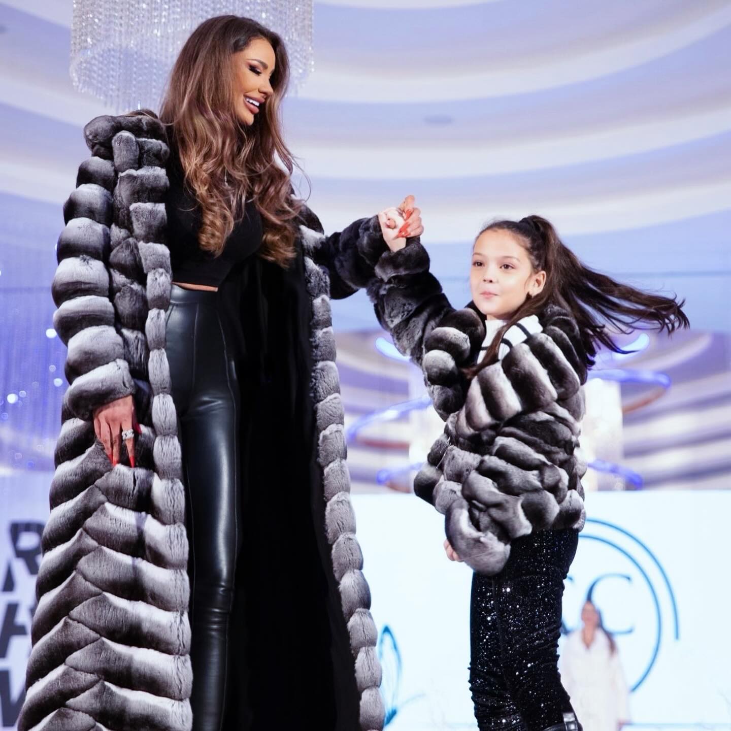 Bianca Drăgușanu a stârnit un val de critici. Apariția ei a fost taxată de fani: „Nu porți și nu faci reclamă la așa ceva”