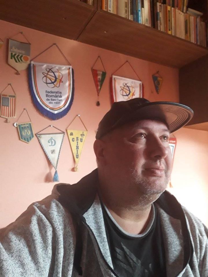 Povestea lui Alexandru Laszlo, sportivul căruia comuniștii i-au confiscat numele. A fost în cea mai valoroasă generație din istoria baschetului românesc