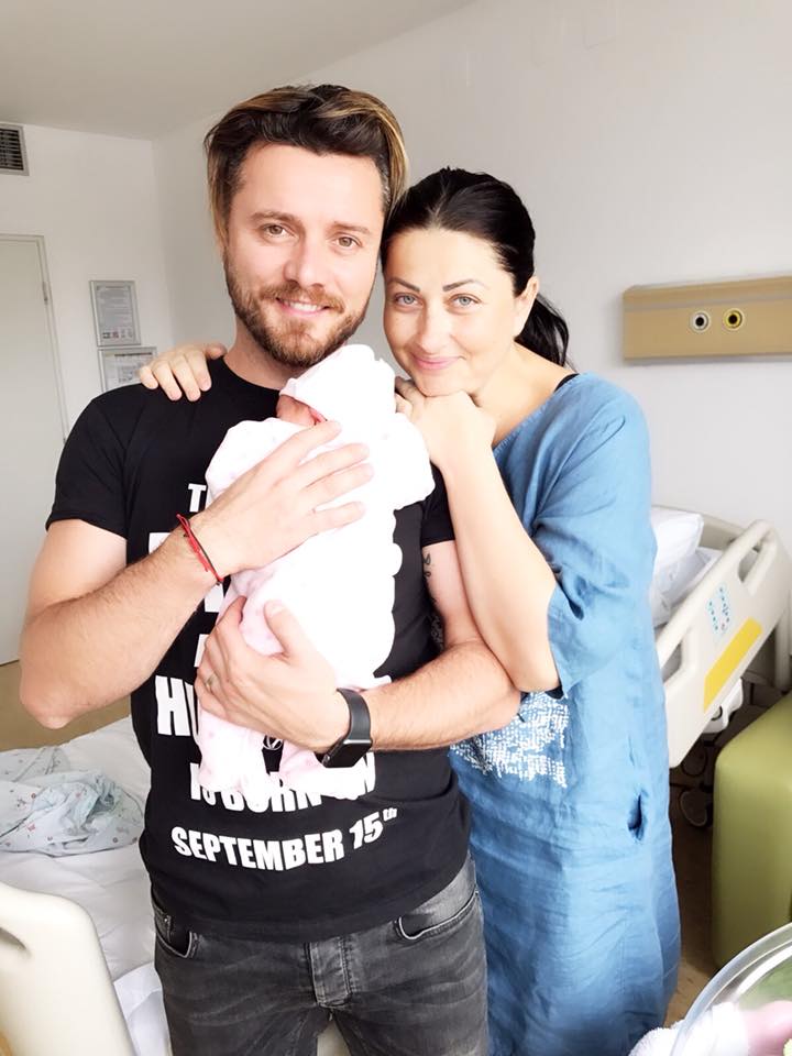 Cum arată casa Gabrielei Cristea și a lui Tavi Clonda. Și-au ridicat o vilă imensă | FOTO