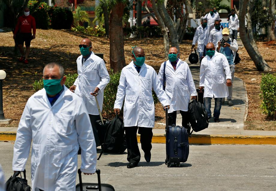 Cuba trimite în Italia un contingent de medici specializați în situații de dezastre și epidemii grave