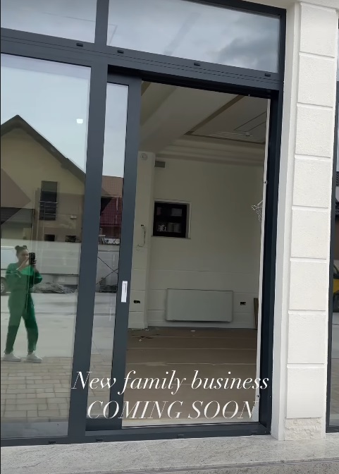 Imagini cu hotelul pe care l-a construit soția lui Adrian Minune. La parter va fi un restaurant cu specific mediteraneean