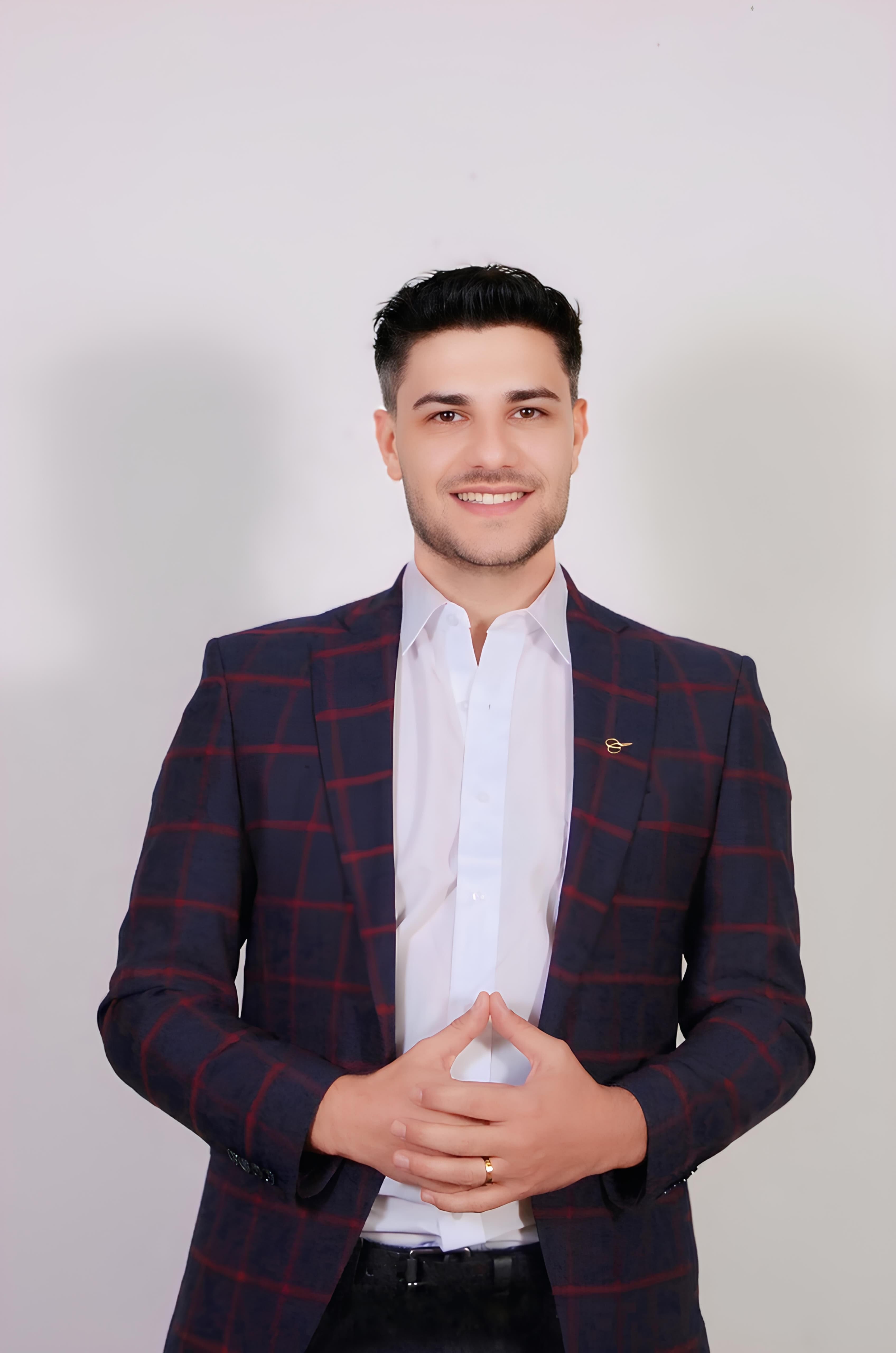 Artistul român căsătorit cu o prințesă din Africa a decis să candideze la alegeri. Are 40 de ani și se află pe listele pentru Camera Deputaților