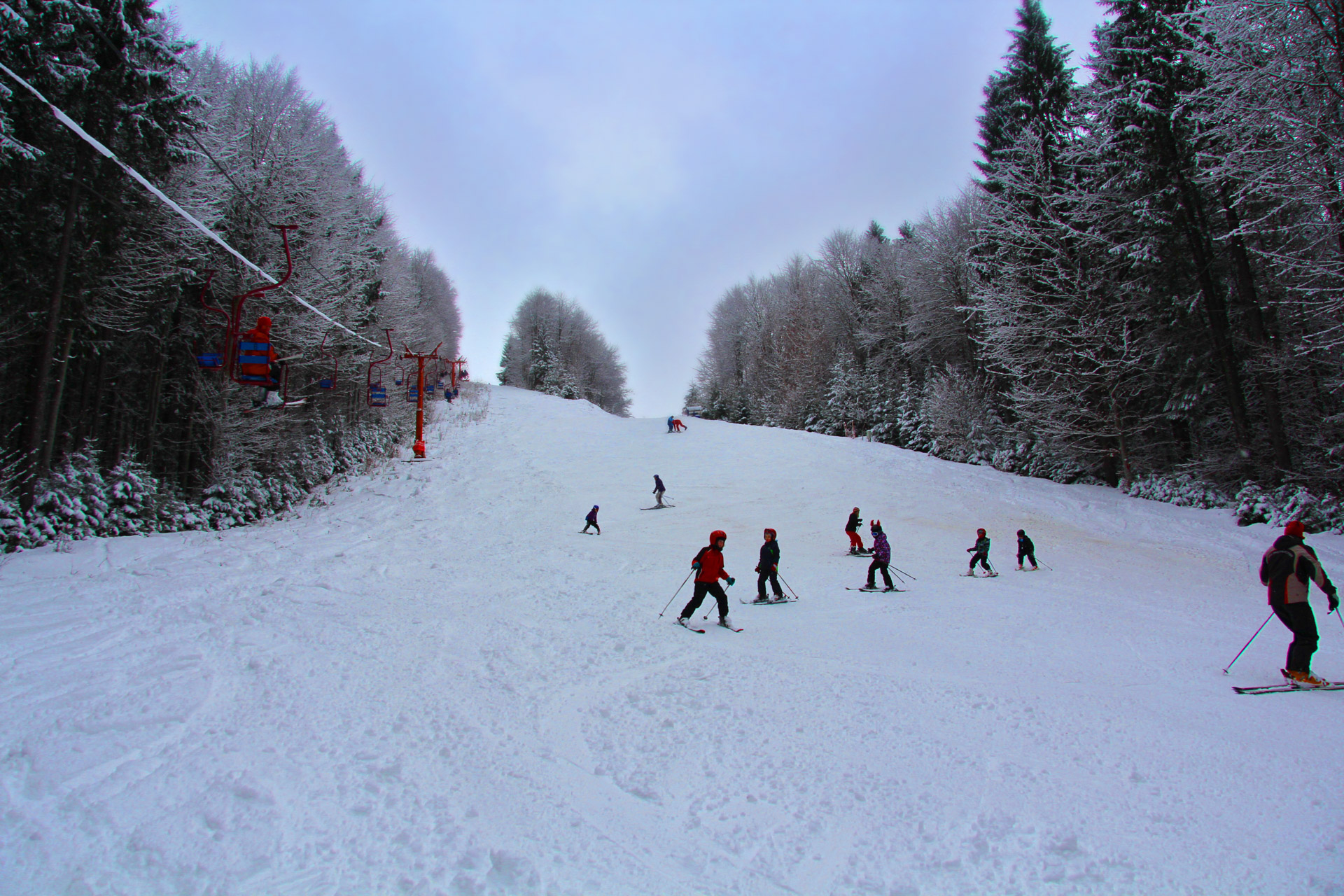 Cât costă o vacanță în Sovata în lunile februarie și martie 2026. Românii combină sporturile de iarnă cu relaxarea la SPA