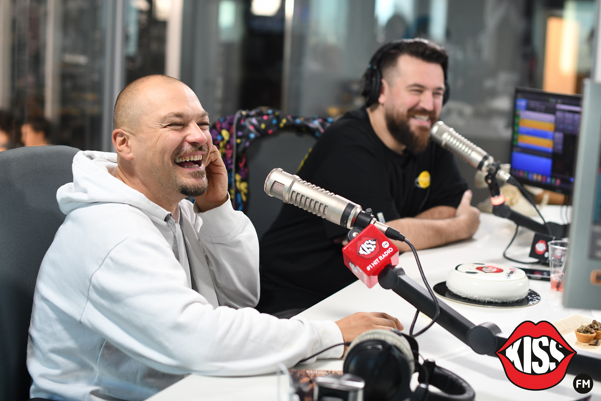 Kiss FM a împlinit 20 de ani! De două decenii asculți doar hituri!