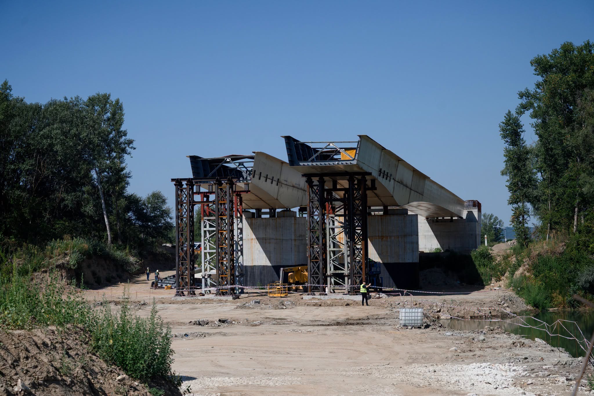 Imagini noi cu podul de la Ungheni peste Prut: Lucrările au ajuns la 55%