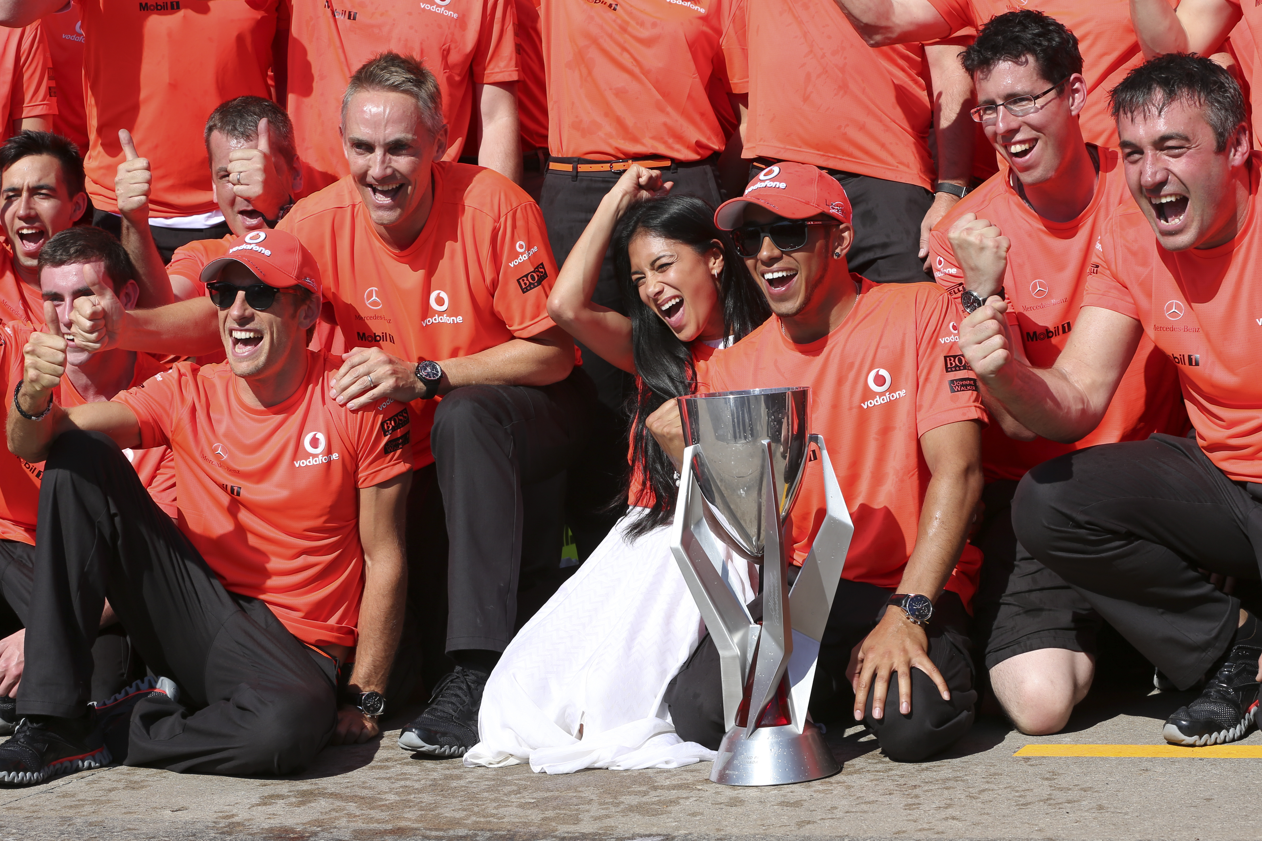 Nicole Scherzinger l-a părăsit pe Lewis Hamilton / GALERIE FOTO