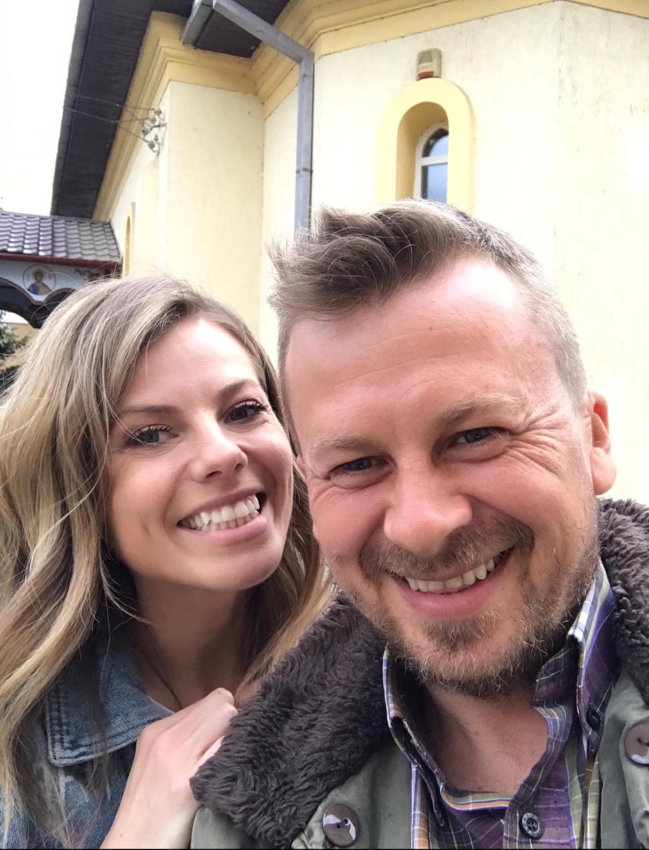 Roxana Hulpe își botează fetița în acest weekend. Ce vedetă de la Pro TV îi va fi naș. „Relația noastră merge dincolo de studioul de știri”