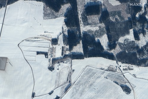 Noi imagini din satelit: Rusia și-a sporit capacitatea militară ofensivă în Belarus, la granița cu Ucraina