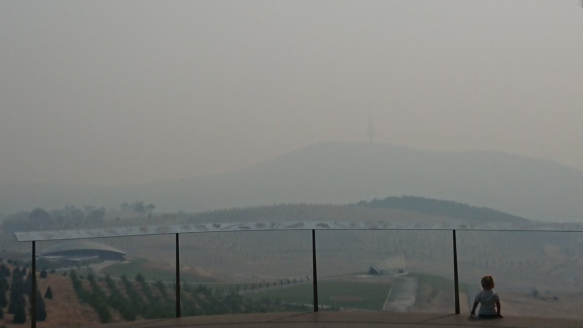 Capitala Australiei, învăluită de un nor toxic de fum. Canberra, mai poluată decât Shanghai
