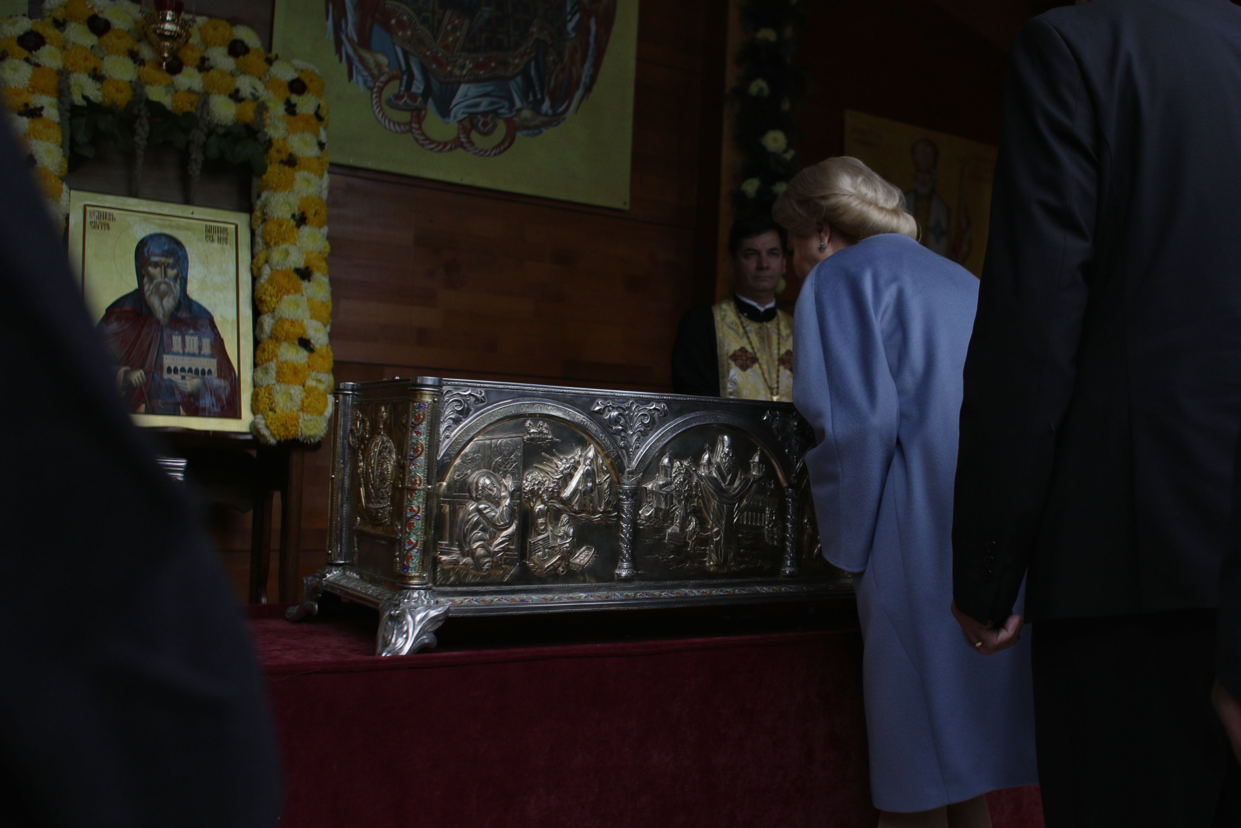 Viorica Dăncilă a participat la slujba dedicată Sf. Dumitru. Pentru ce s-a rugat premierul
