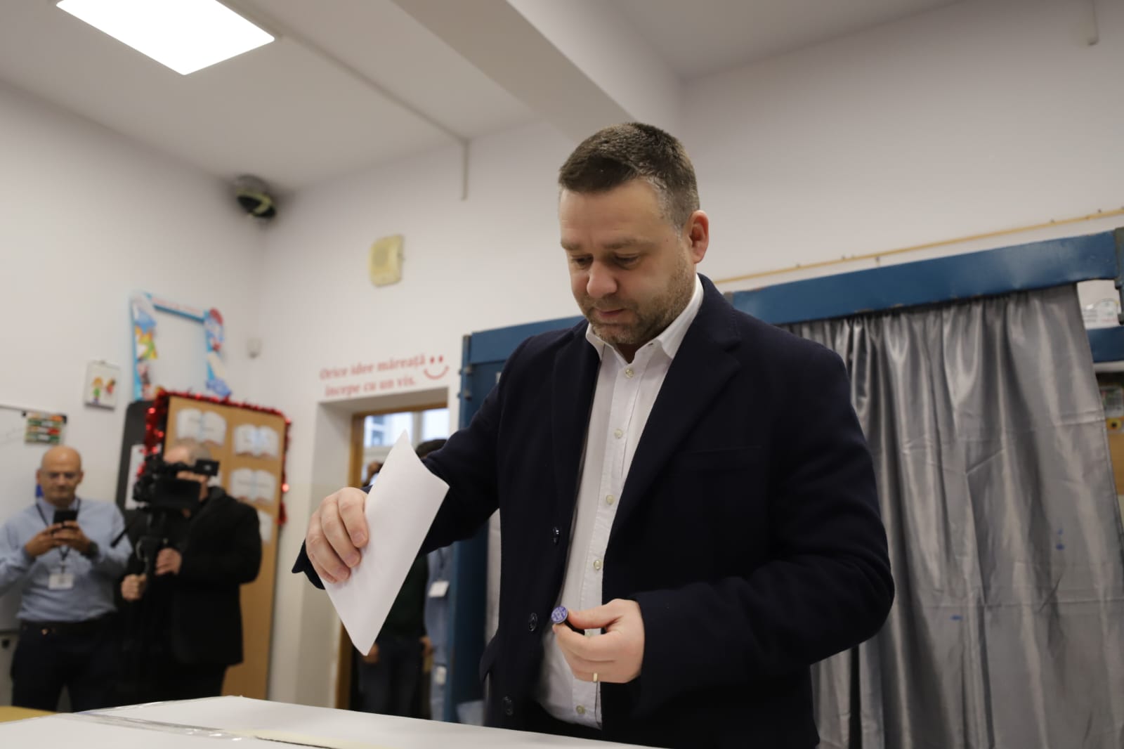 Mesajul prin care Ciprian Ciucu îi invită pe bucureșteni la vot: „Nu mai plouă”