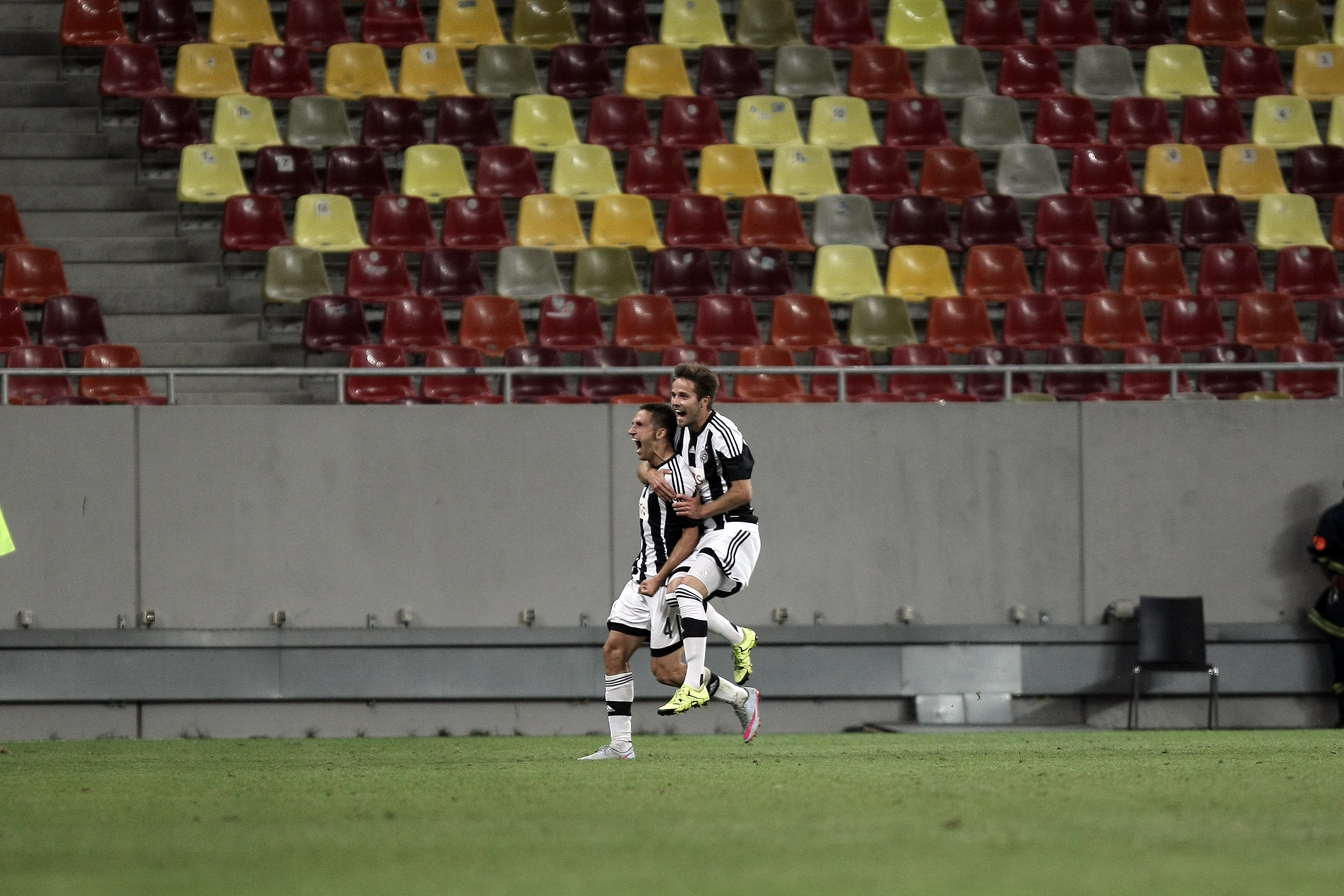 Steaua - Partizan 1-1 (Liga Campionilor, turul III preliminar, prima manșă). Gigi s-a rugat, Varela a egalat, iar calificarea în play-off se decide în infernul de la Belgrad / LIVE BLOG & VIDEO