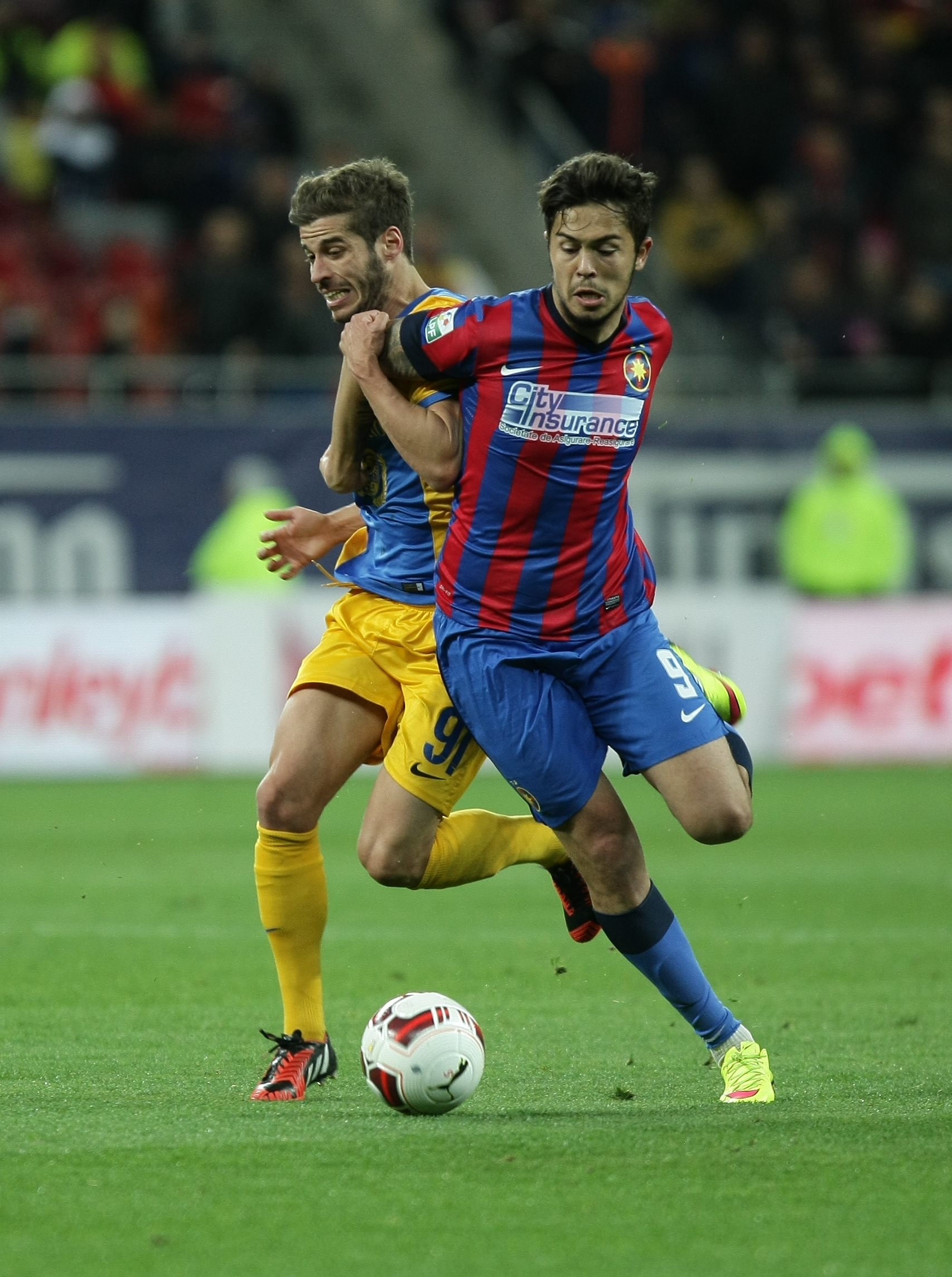 STEAUA - PETROLUL 3-1 (în tur, 1-1). ”Lupii” au fost mielușei / VIDEO
