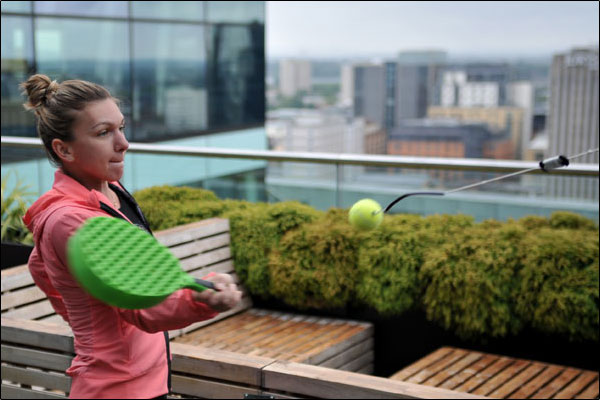 Halep joacă și se joacă la Birmingham. Meciul de dublu, suspendat / GALERIE FOTO&VIDEO