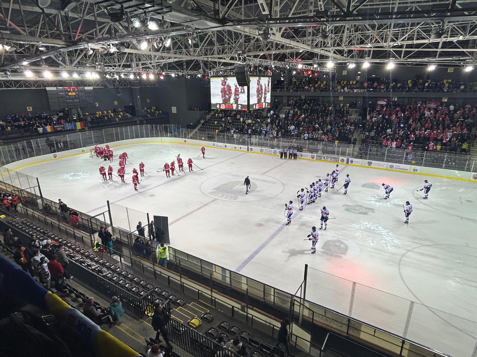 Campionatul Mondial de hochei pe gheață de la Sfântu Gheorghe, cea mai tare competiție sportivă a anului în România. „Le-am spus despre Dracula, dacă e nevoie, îi ducem cu trenulețul la berărie”