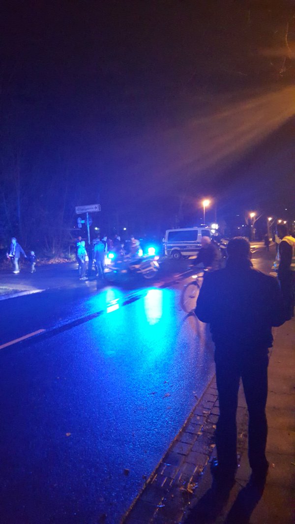 Alarmă cu bombă la Hanovra: ^spectatori evacuați, amicalul Germania - Olanda, anulat! Angela Merkel venise la meci / VIDEO & GALERIE FOTO