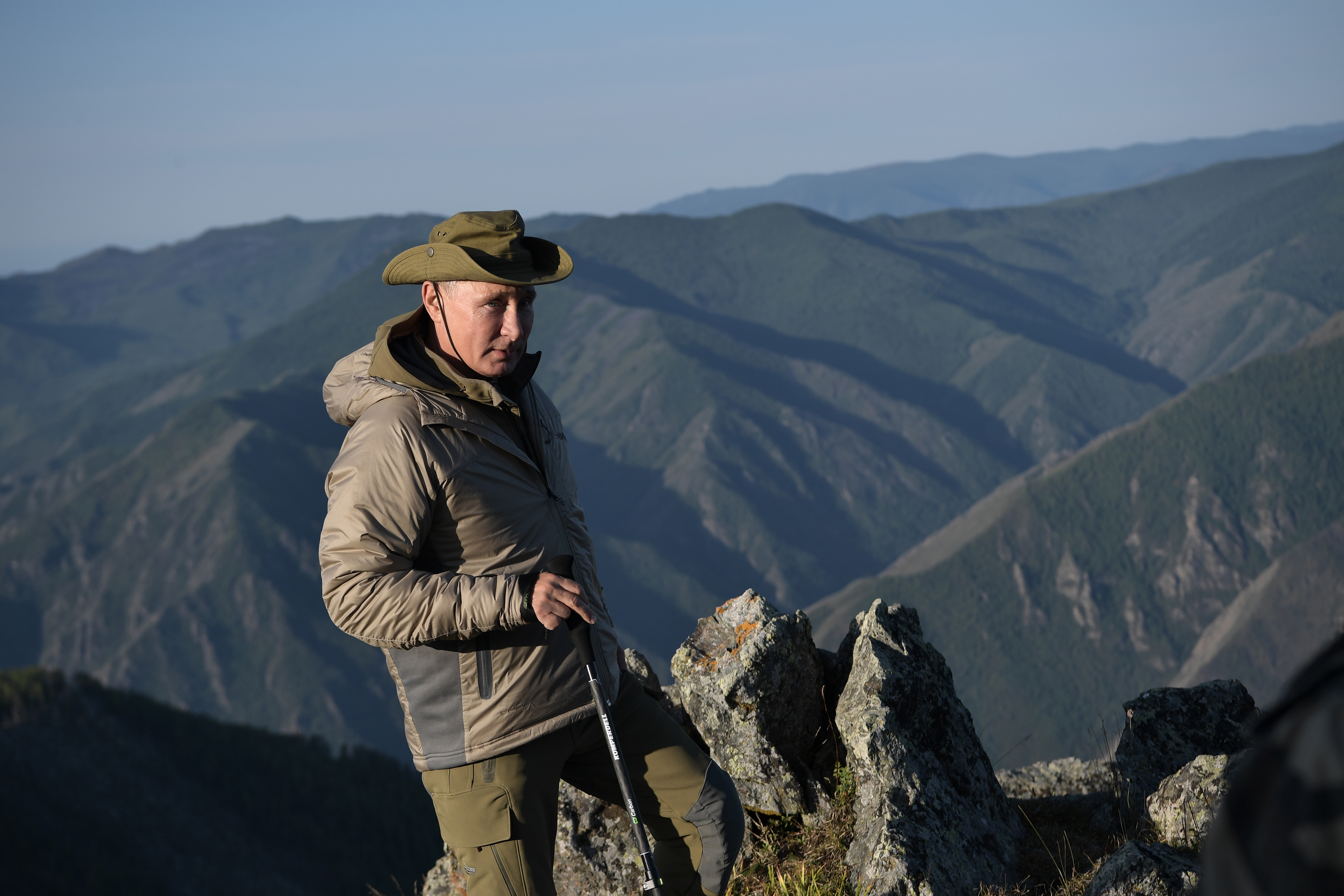 FOTO | Imagini din ultima vacanță de vară a lui Vladimir Putin. Președintele Rusiei nu s-a mai pozat la bustul gol