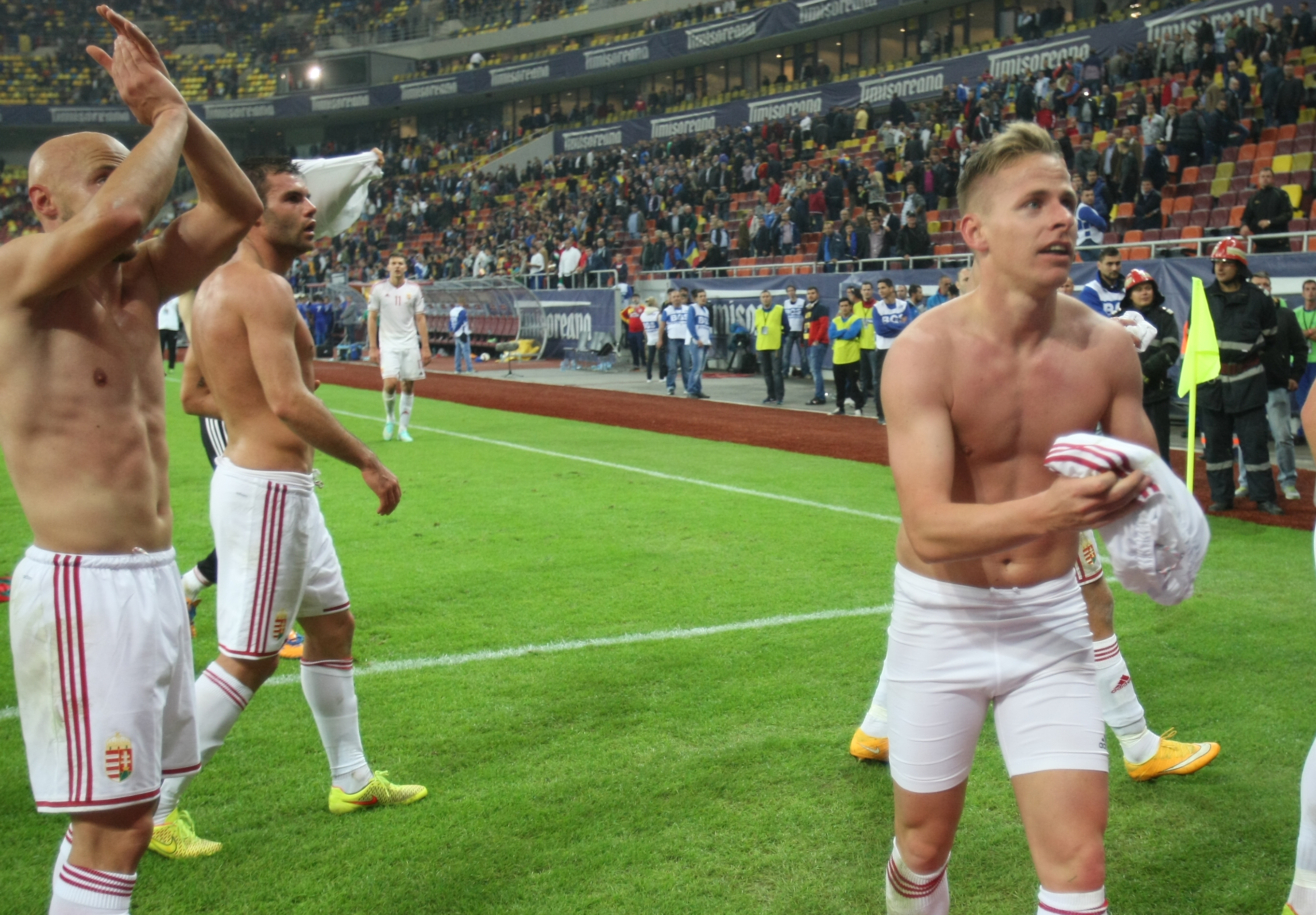LIVE BLOG / FOTO&VIDEO. MECIUL ANULUI, ROMÂNIA - UNGARIA 1-1