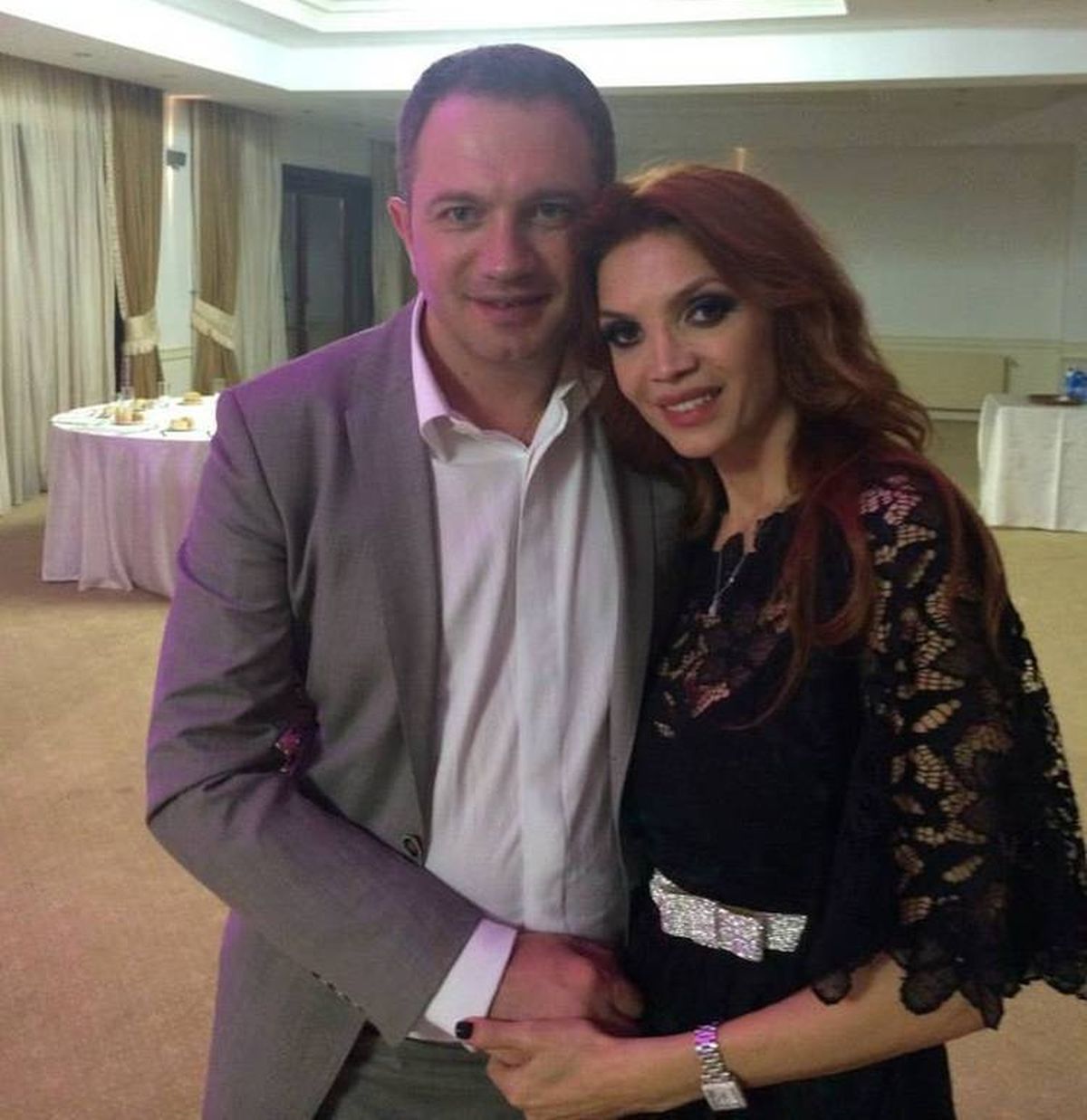 Cristina Spătar nu se înțelege cu fostul soț în privința pensiei alimentare: „Vrea să ofere fiecărui copil câte 50 de euro”. Artista a obținut o victorie importantă în instanță