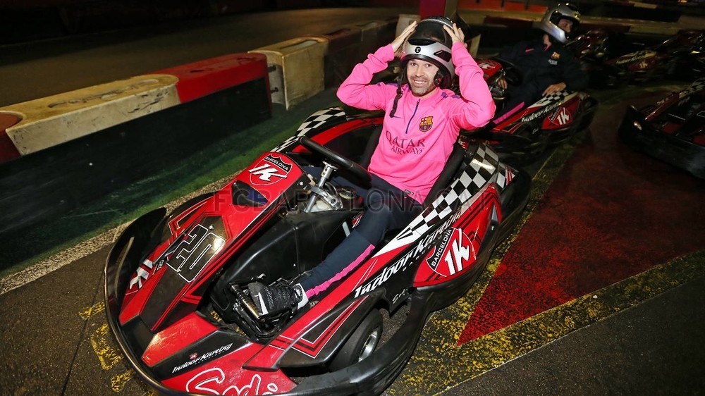 FOTO&VIDEO / "Extratereştrii" s-au distrat la karting