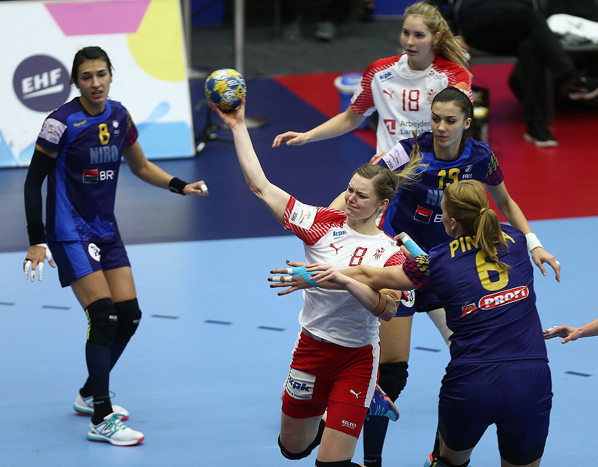 No Neagu, no party! Concluzia ratării calificării în semifinalele Euro 2016: naționala feminină de handbal a României n-are forță ofensivă când principala marcatoare e blocată