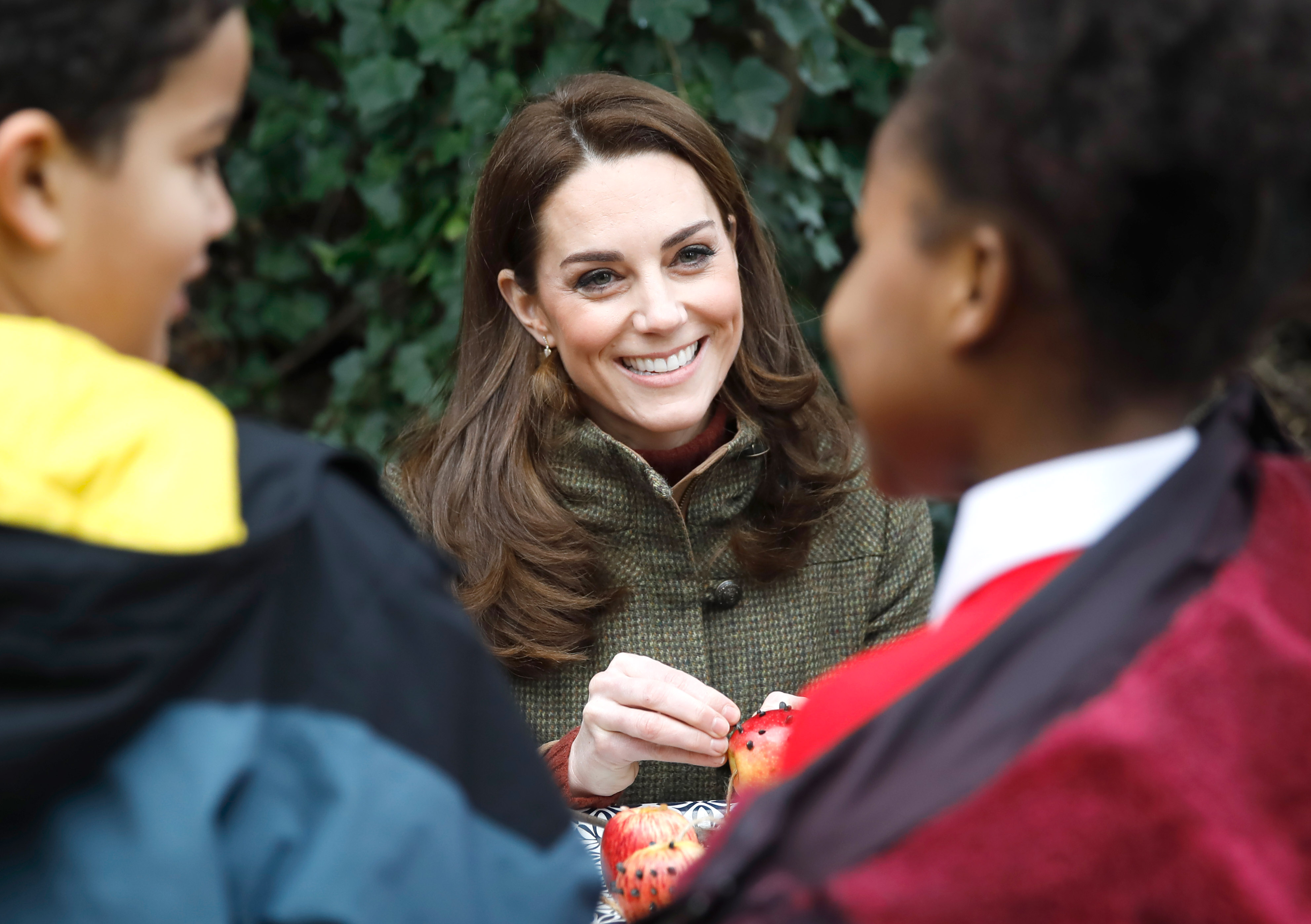 FOTO | Gestul surprinzător făcut de Kate Middleton la prima ei apariție publică de anul acesta