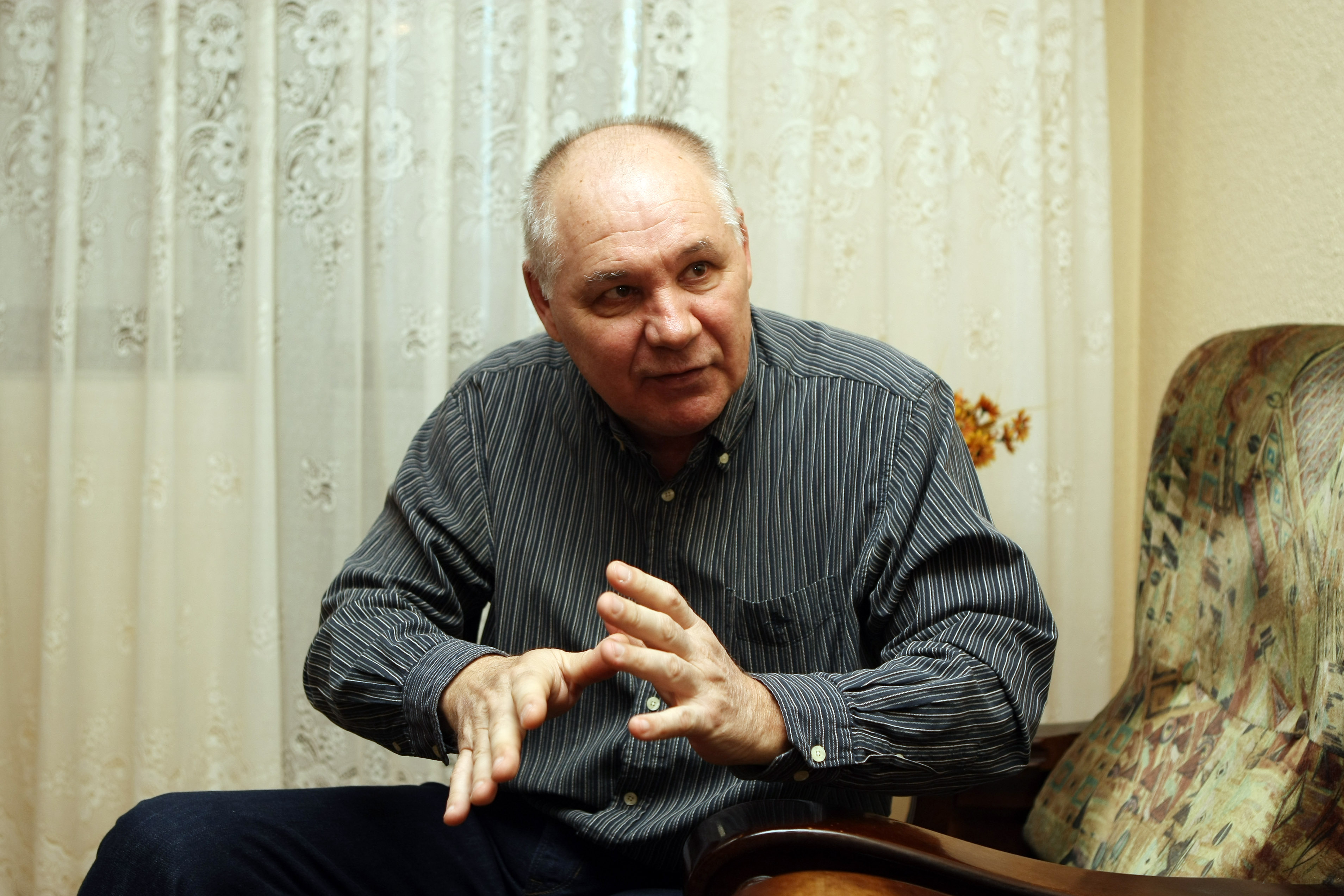 Fotbalistul Stelei, Adrian Ionescu: ”Steaua adevărată e cea care joacă acum!”. Cine dribla mai bine decât Messi și azi ar fi costat 120.000.000 de euro!” | VIDEO
