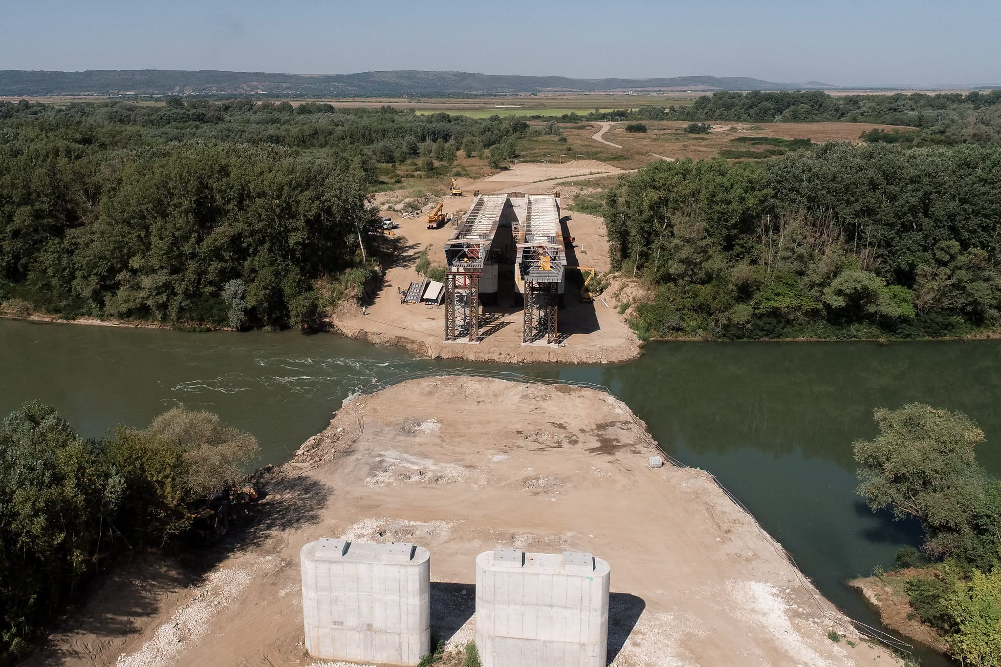 Imagini noi cu podul de la Ungheni peste Prut: Lucrările au ajuns la 55%