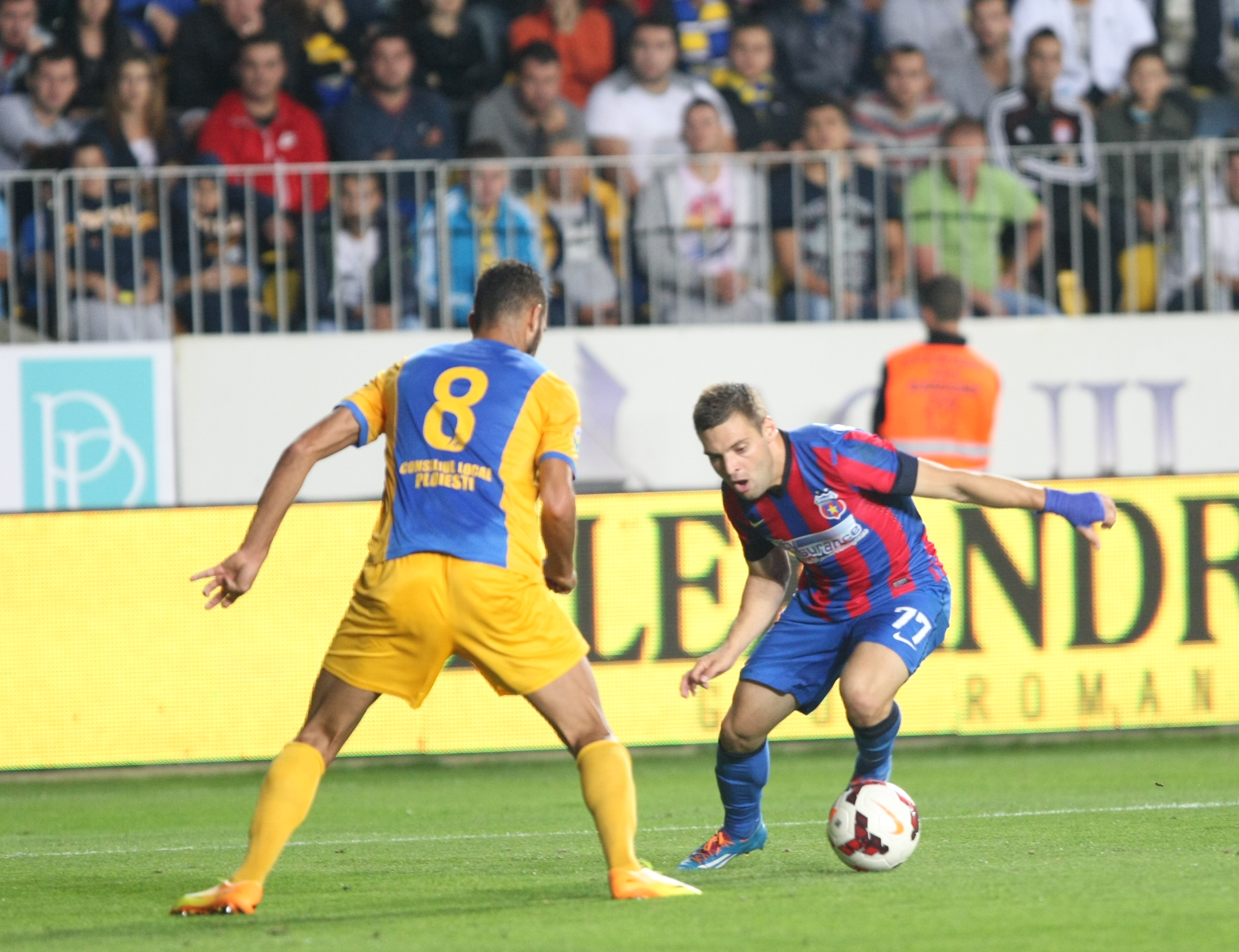 FOTO&VIDEO / Petrolul - Steaua 2-3. Meci senzaţional pe ”Ilie Oană”