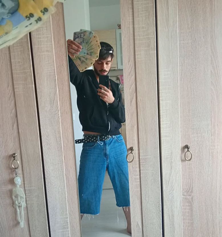 David Pușcaș a spus de ce le cere bani oamenilor pe TikTok: „Știu că nu e ușor”. Ce salariu a avut când muncea