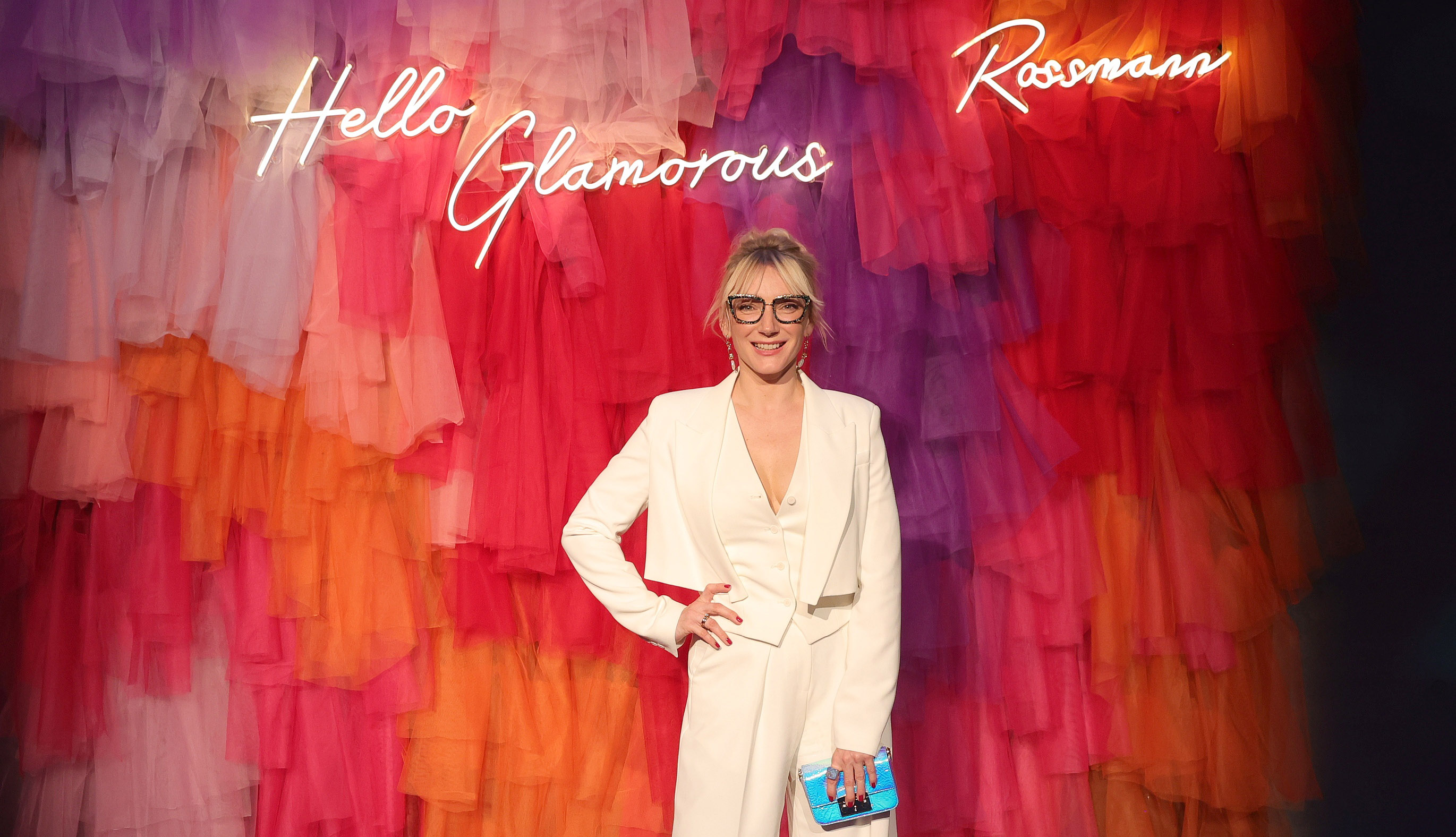 Borbély Alexandra a Glamour Women of the Year gálára egy Karl Lagerfeld kosztümben érkezett