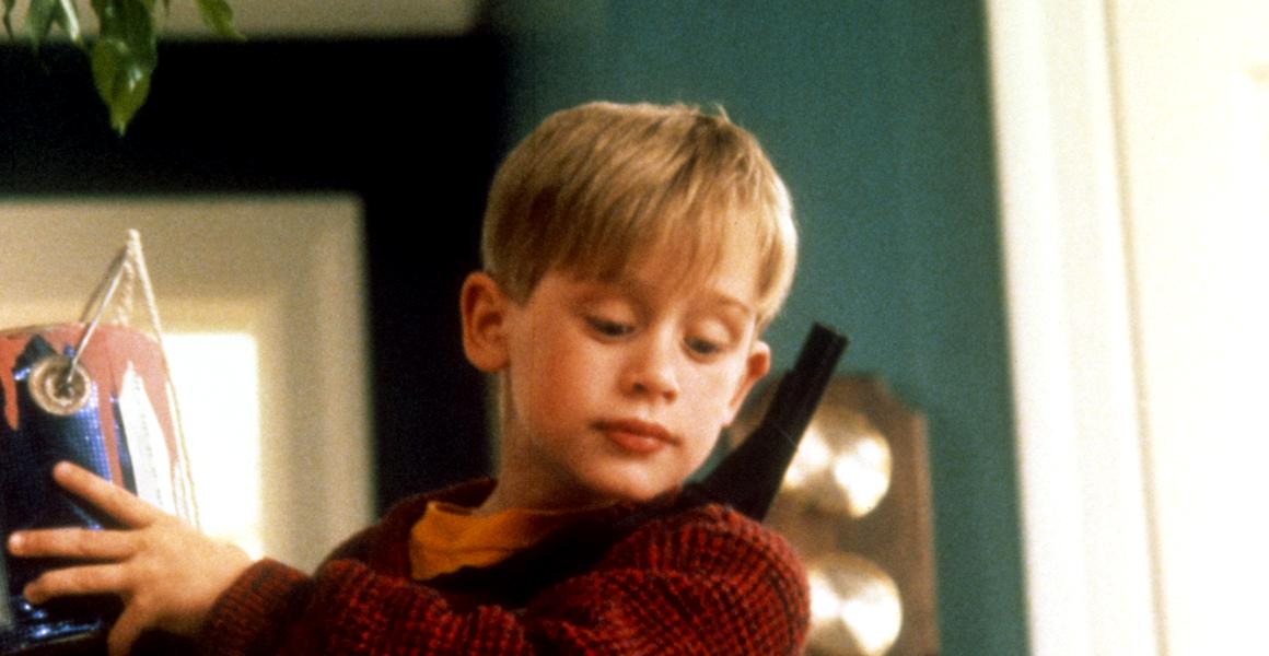 FOTO | Cum arată acum actorul din ”Singur acasă", Macaulay Culkin. S-a transformat de când are iubită