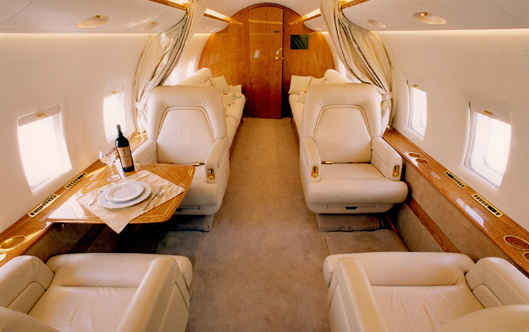 Inisde the Challenger 604 interior