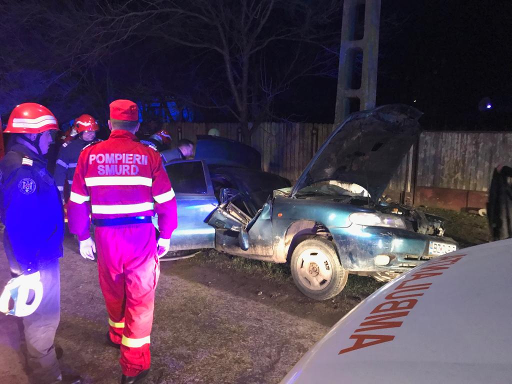 Un tată și fiul său de nouă ani au scăpat cu viață în mod miraculos dintr-un accident cumplit| FOTO/VIDEO