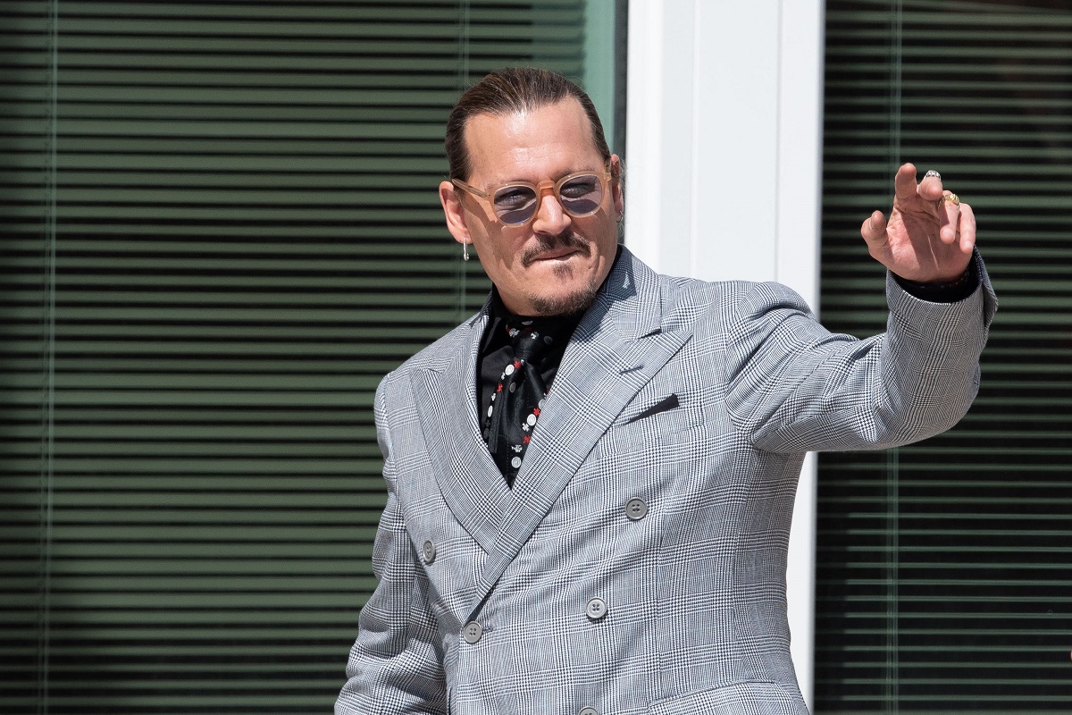 Johnny Depp, găsit inconștient într-o cameră de hotel din Budapesta. Trupa The Hollywood Vampires a anulat două concerte