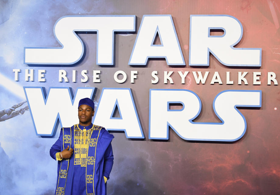 VIDEO | Actor din Star Wars, discurs emoționant în timpul  protestelor de la Londra: “Viețile oamenilor de culoare au contat întotdeauna”
