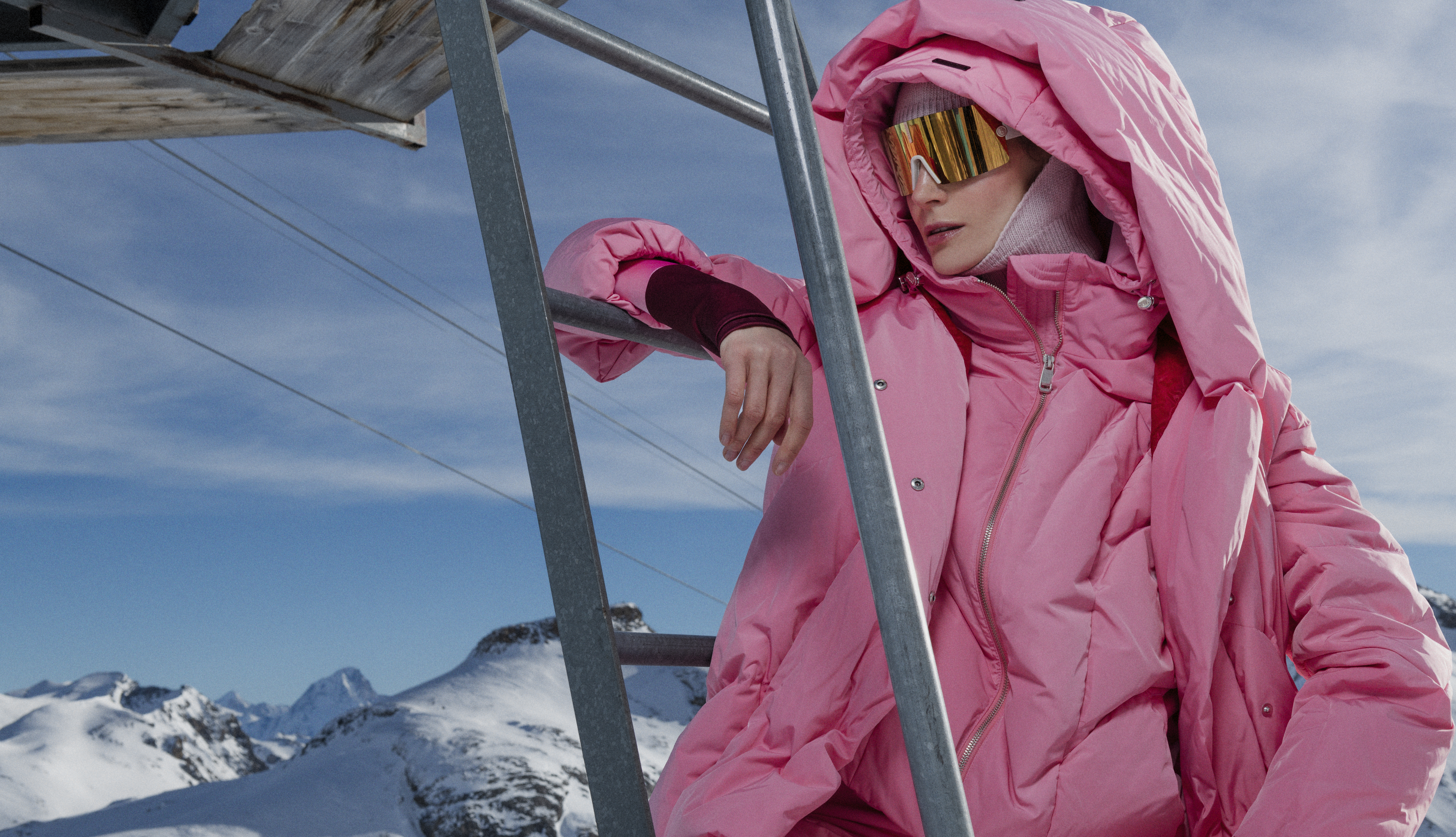 A Cukovy moduláris pufikabátjai, felsőruházati darabjai ma már nemzetközileg ismertek